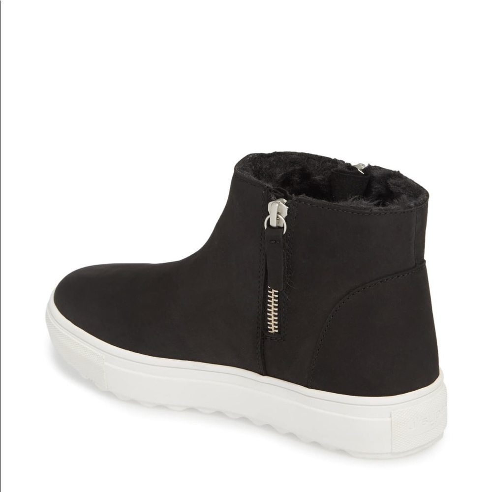 J/Slides Poppy Waterproof Bootie. Size 8.5